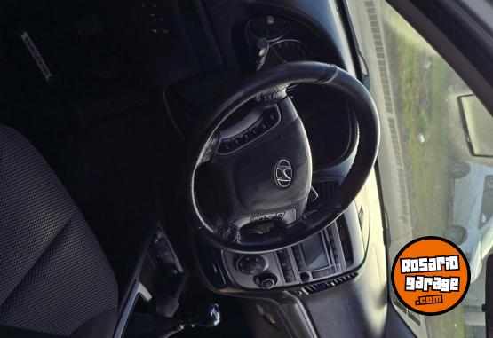 Camionetas - Hyundai Santa Fe 2011 Diesel 217000Km - En Venta