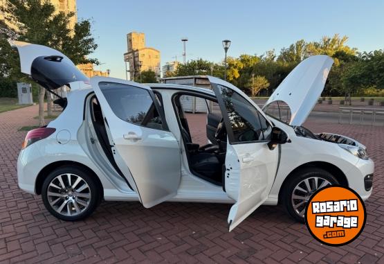 Autos - Peugeot 308 FELINE 2024 Diesel 38000Km - En Venta