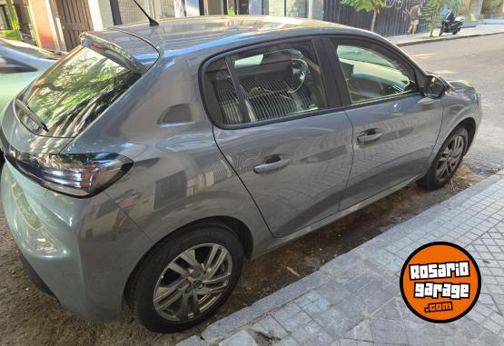 Autos - Peugeot 208 Allure 2024 Nafta 7500Km - En Venta