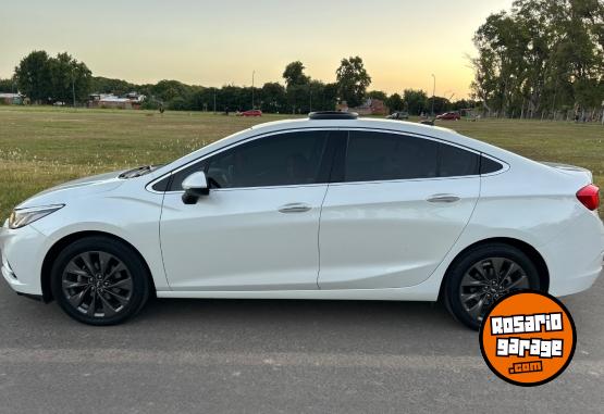 Autos - Chevrolet Cruze 2017 Nafta 80000Km - En Venta