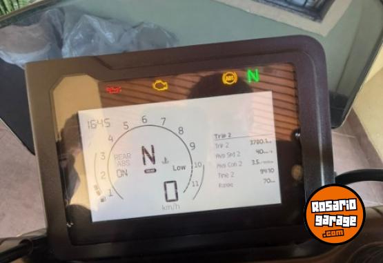 Motos - Husqvarna 250cc 2025 Nafta 3900Km - En Venta