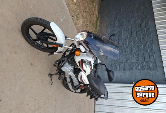 Motos - Bajaj Boxer 2023 Nafta 3400Km - En Venta