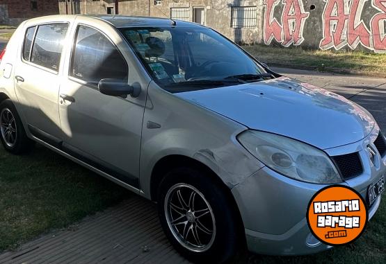 Autos - Renault Sandero 2009 GNC 177000Km - En Venta