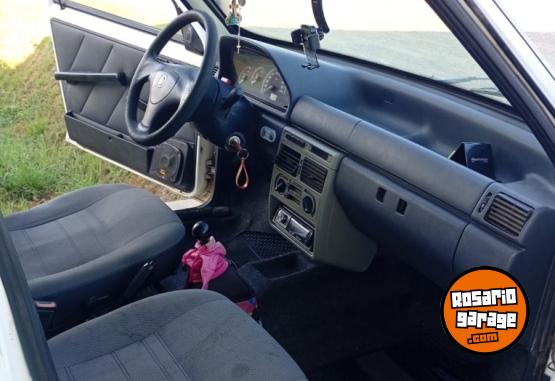 Utilitarios - Fiat FIORINO FIRE 1.3 FURGON 2004 Nafta 184500Km - En Venta