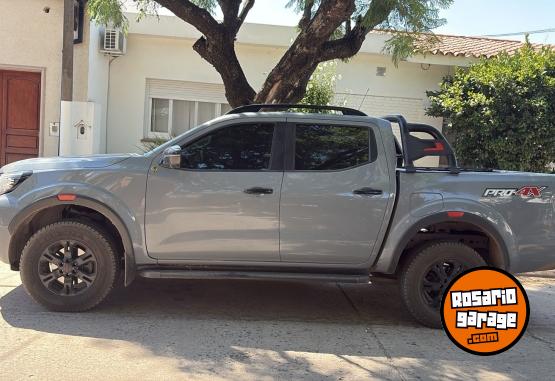 Camionetas - Nissan Frontier Pro4x 4x4 AT 2023 Diesel 65000Km - En Venta