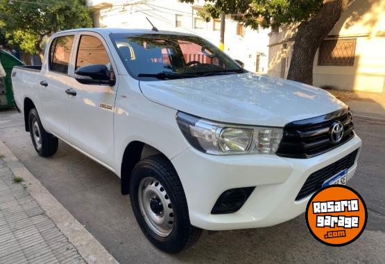 Camionetas - Toyota Hilux 2017 Diesel 170000Km - En Venta