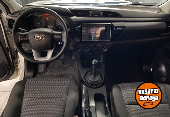 Camionetas - Toyota Hilux 2017 Diesel 170000Km - En Venta