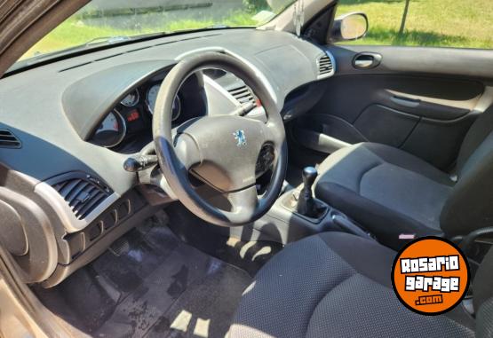 Autos - Peugeot 207 2013 Nafta 100000Km - En Venta