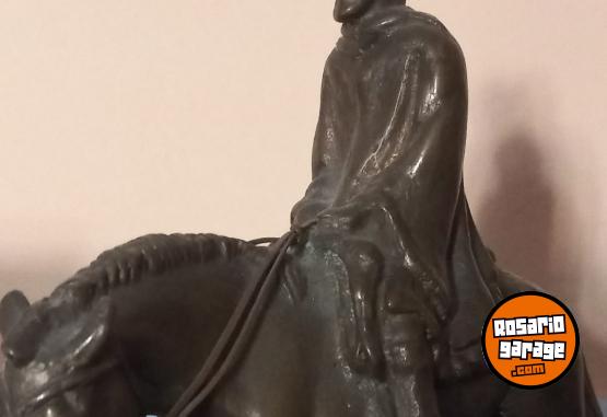 Otros - Escultura replica en bronce - En Venta