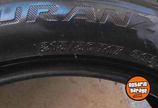 Accesorios para Autos - Cubiertas Bridgestone Turanza 215/50R17 - En Venta