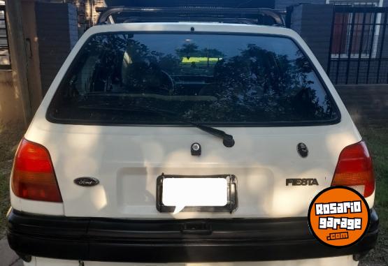 Autos - Ford Fiesta 1996 Diesel 100Km - En Venta