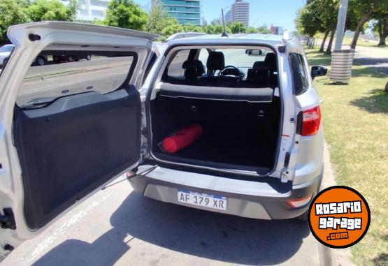 Autos - Ford Ecosport Titanium Full 2022 Nafta 49500Km - En Venta