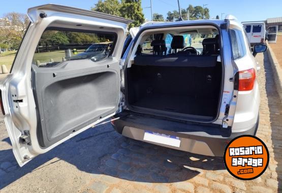 Autos - Ford Ecosport Titanium Full 2022 Nafta 49500Km - En Venta