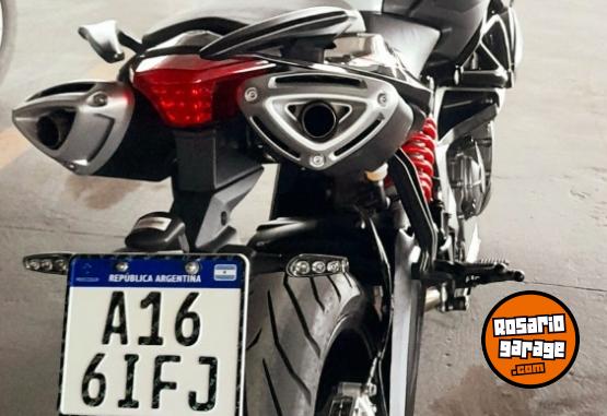 Motos - Benelli TNT 600i 2022 Nafta 8500Km - En Venta