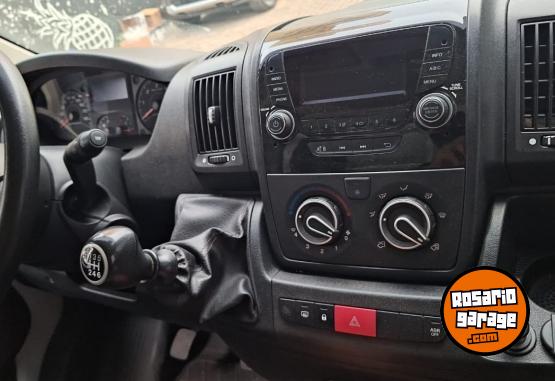 Utilitarios - Citroen Jumper 2024 Diesel 36000Km - En Venta