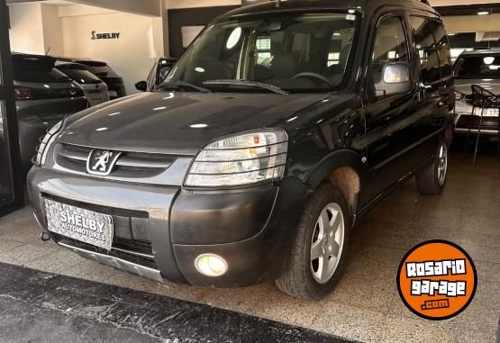 Utilitarios - Peugeot Patagonica 2016 Nafta 90000Km - En Venta
