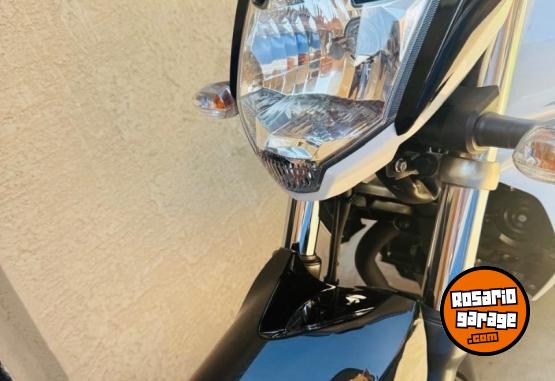 Motos - Yamaha Fz 2023 Nafta 6127Km - En Venta