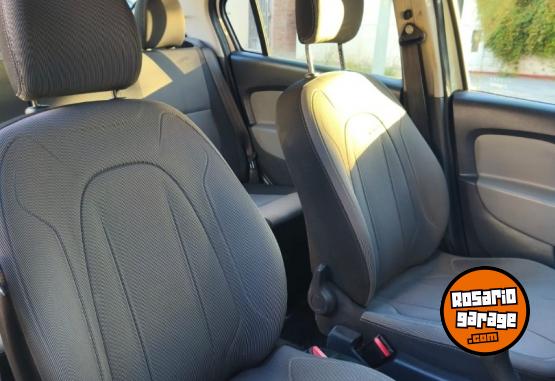 Autos - Renault Logan privilege 1ra mano 2017 Nafta 140000Km - En Venta