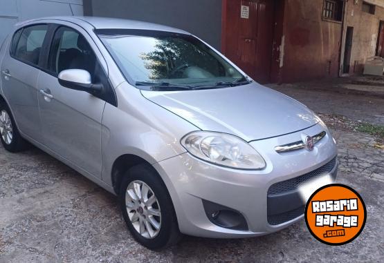 Autos - Fiat PALIO ATTRACTIVE 1.4 2015 Nafta 97000Km - En Venta
