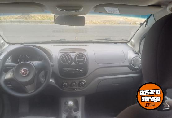 Autos - Fiat PALIO ATTRACTIVE 1.4 2015 Nafta 97000Km - En Venta