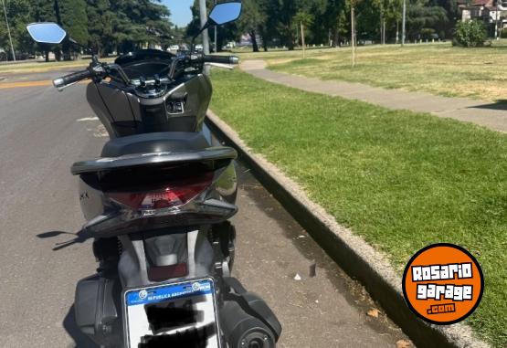 Motos - Honda Pcx 150 cc 2020 Nafta 6770Km - En Venta