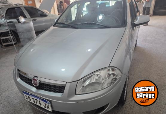 Autos - Fiat Siena 2017 GNC 85000Km - En Venta