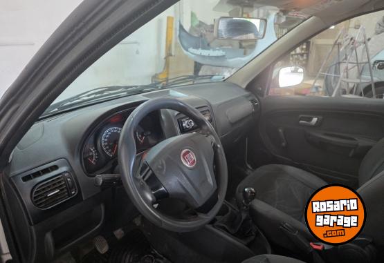 Autos - Fiat Siena 2017 GNC 85000Km - En Venta