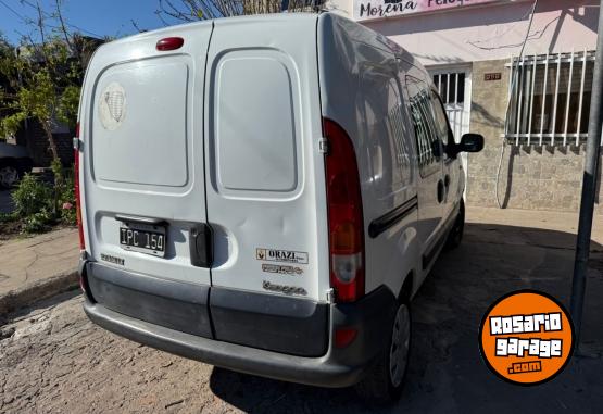 Utilitarios - Renault Kangoo 2010 GNC 230000Km - En Venta