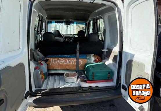 Utilitarios - Renault Kangoo 2010 GNC 230000Km - En Venta