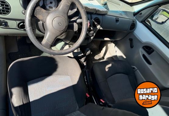 Utilitarios - Renault Kangoo 2010 GNC 230000Km - En Venta