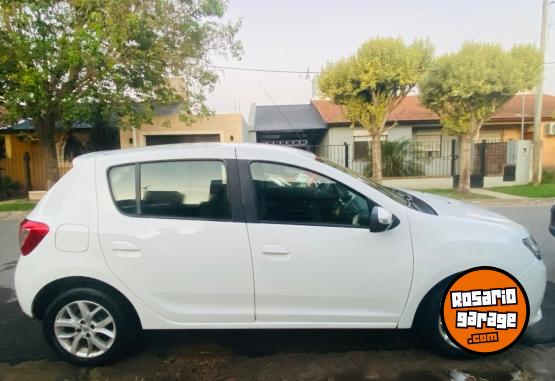 Autos - Renault Sandero 2017 Nafta 130000Km - En Venta