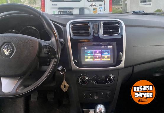 Autos - Renault Sandero 2017 Nafta 130000Km - En Venta