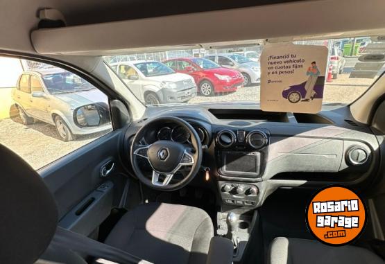 Utilitarios - Renault Kangoo expr emotien 2022 GNC  - En Venta