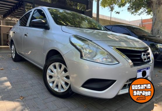 Autos - Nissan Versa Advance V Drive 2021 Nafta 100000Km - En Venta
