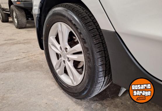 Autos - Hyundai Tucson 2.0 MT 2012 Nafta 174600Km - En Venta
