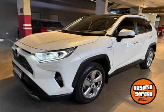 Camionetas - Toyota RAV4 2019 Electrico / Hibrido 130000Km - En Venta