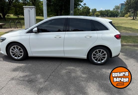 Autos - Mercedes Benz B200 progressive 2020 Nafta 34120Km - En Venta