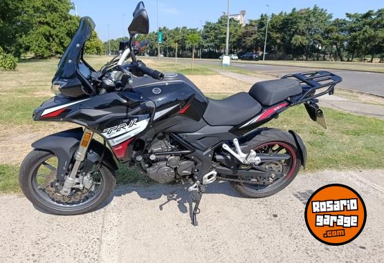 Motos - Benelli Trk 251 2021 Nafta 2365Km - En Venta