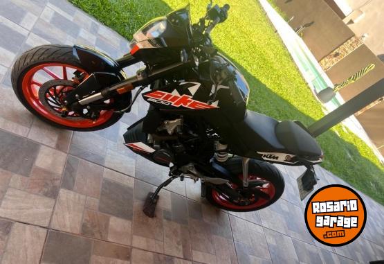 Motos - Ktm DUKE 200 2022 Nafta 6700Km - En Venta