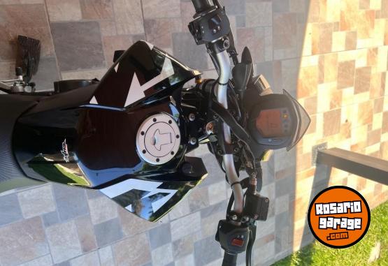 Motos - Ktm DUKE 200 2022 Nafta 6700Km - En Venta