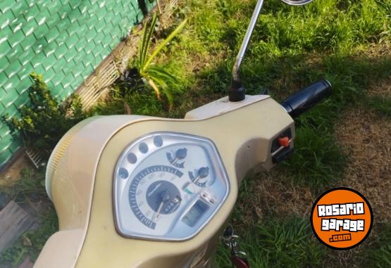 Motos - Zanella styler 150 exclusive 2018 Nafta 15000Km - En Venta