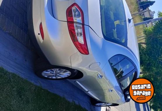 Autos - Renault Fluence 2016 Nafta 95000Km - En Venta