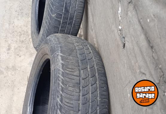 Accesorios para Autos - Vendo cubiertas Pirelli - En Venta