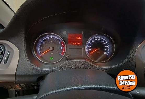 Autos - Peugeot 301 2017 Nafta 77000Km - En Venta