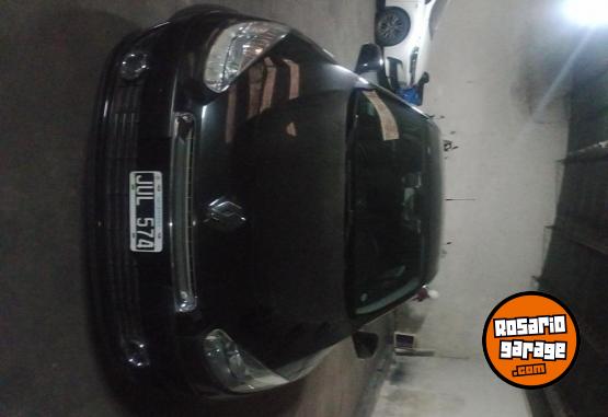 Autos - Renault fluence motor 2000 2011 Nafta 27778Km - En Venta