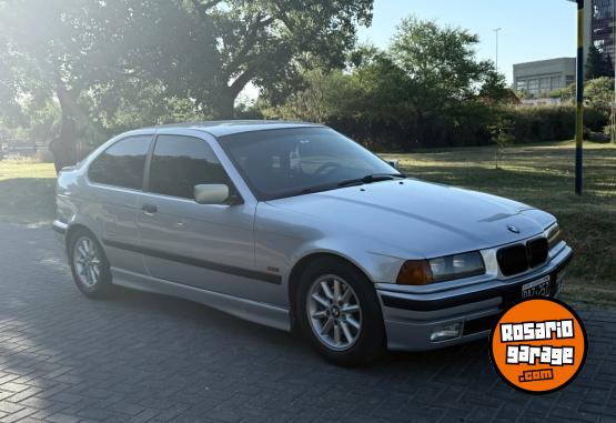 Autos - Bmw 323TI 1999 Nafta 250000Km - En Venta