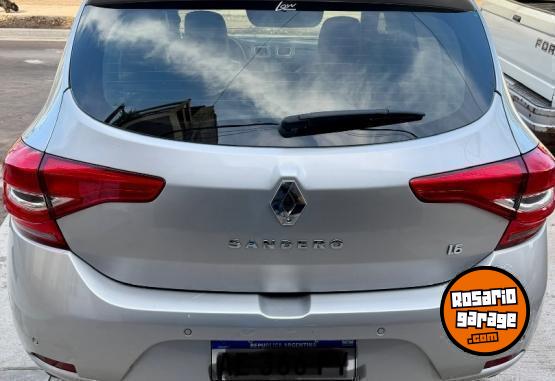 Autos - Renault Sandero intense 2020 Nafta 78000Km - En Venta