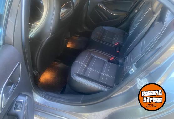 Autos - Mercedes Benz A200 2013 Nafta 120000Km - En Venta