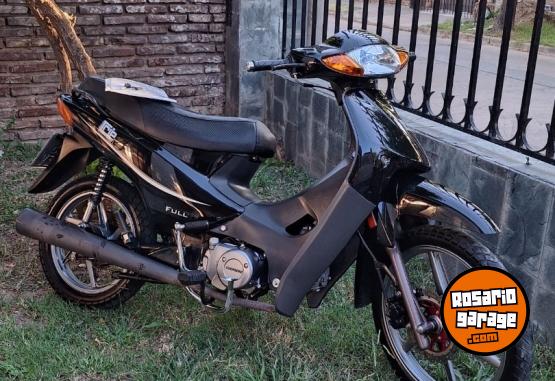 Motos - Guerrero Trip full 2022 Nafta 16000Km - En Venta