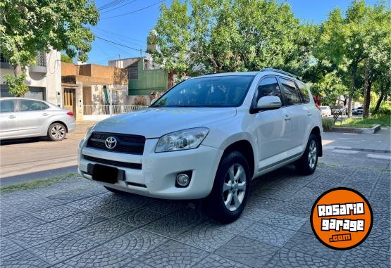 Camionetas - Toyota rav 4 2011 Nafta 250000Km - En Venta